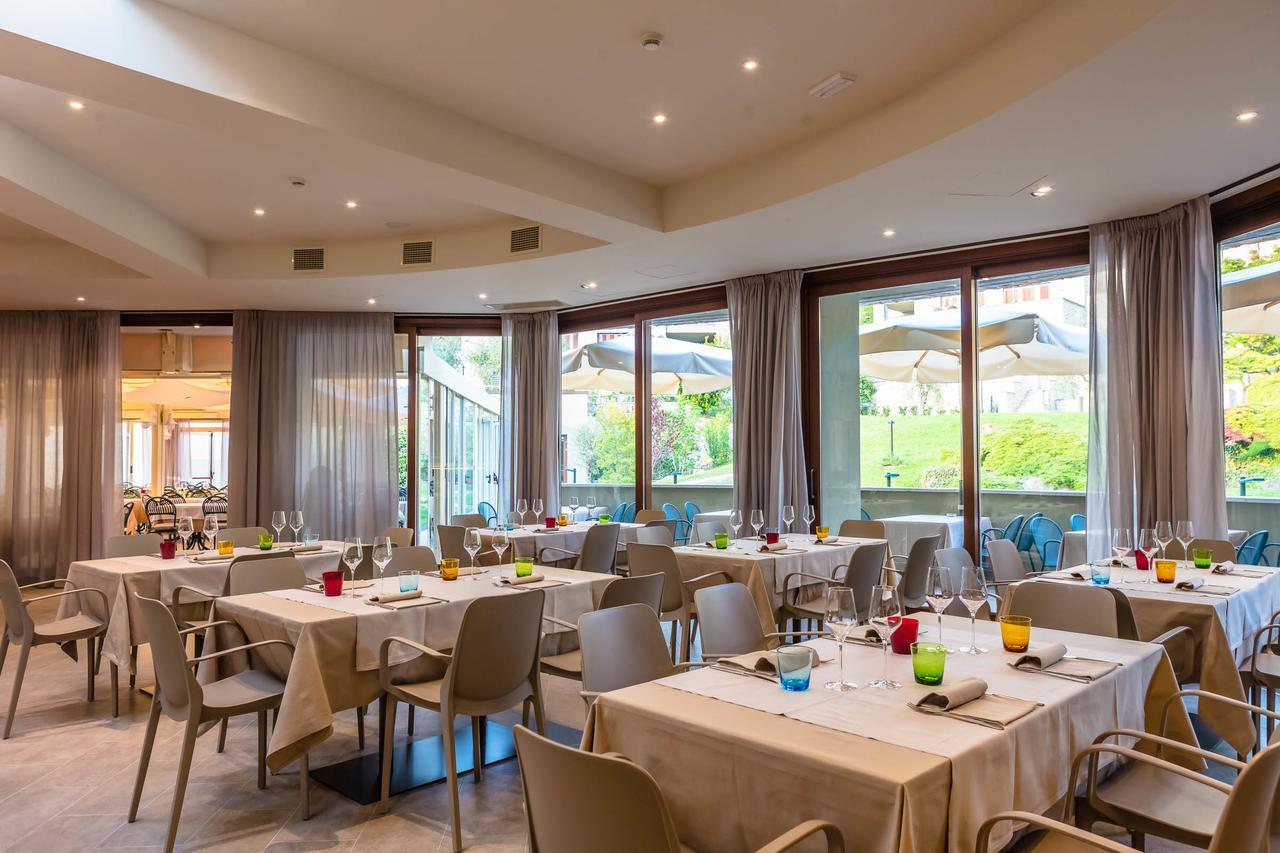 Le Torri Del Garda Familyspa Resort Torri Del Benaco Exterior foto
